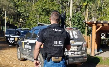 Dois são presos em Nova Trento por envolvência com drogas